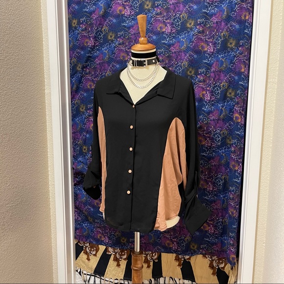 🌈 Lovely minimalist button top - Picture 4 of 10